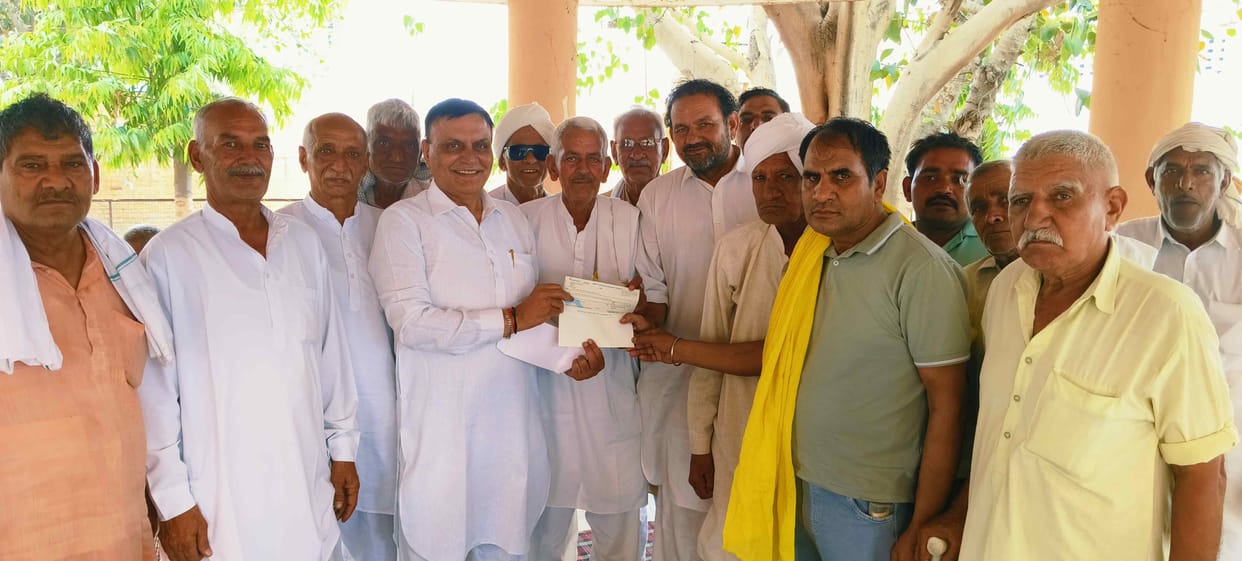 MLA handed over a cheque of Rs 36.72 lakh to Mandothi Gaushala