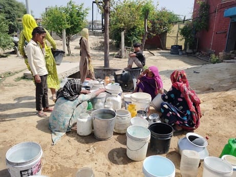 Throats are drying u 114 villages have no canal water, supply from tube wells in city sectors