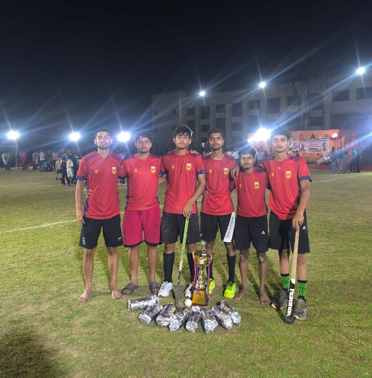 Kurukshetra team won silver medal in hockey tournament
