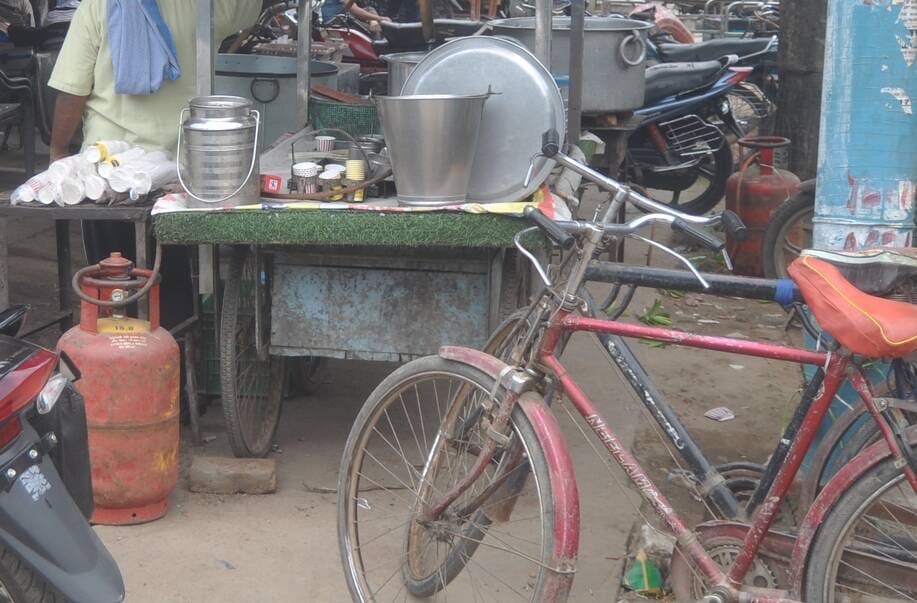 Gas Shortage at Agencies; Domestic Cylinders Being Used in Markets Instead of Commercial Ones
