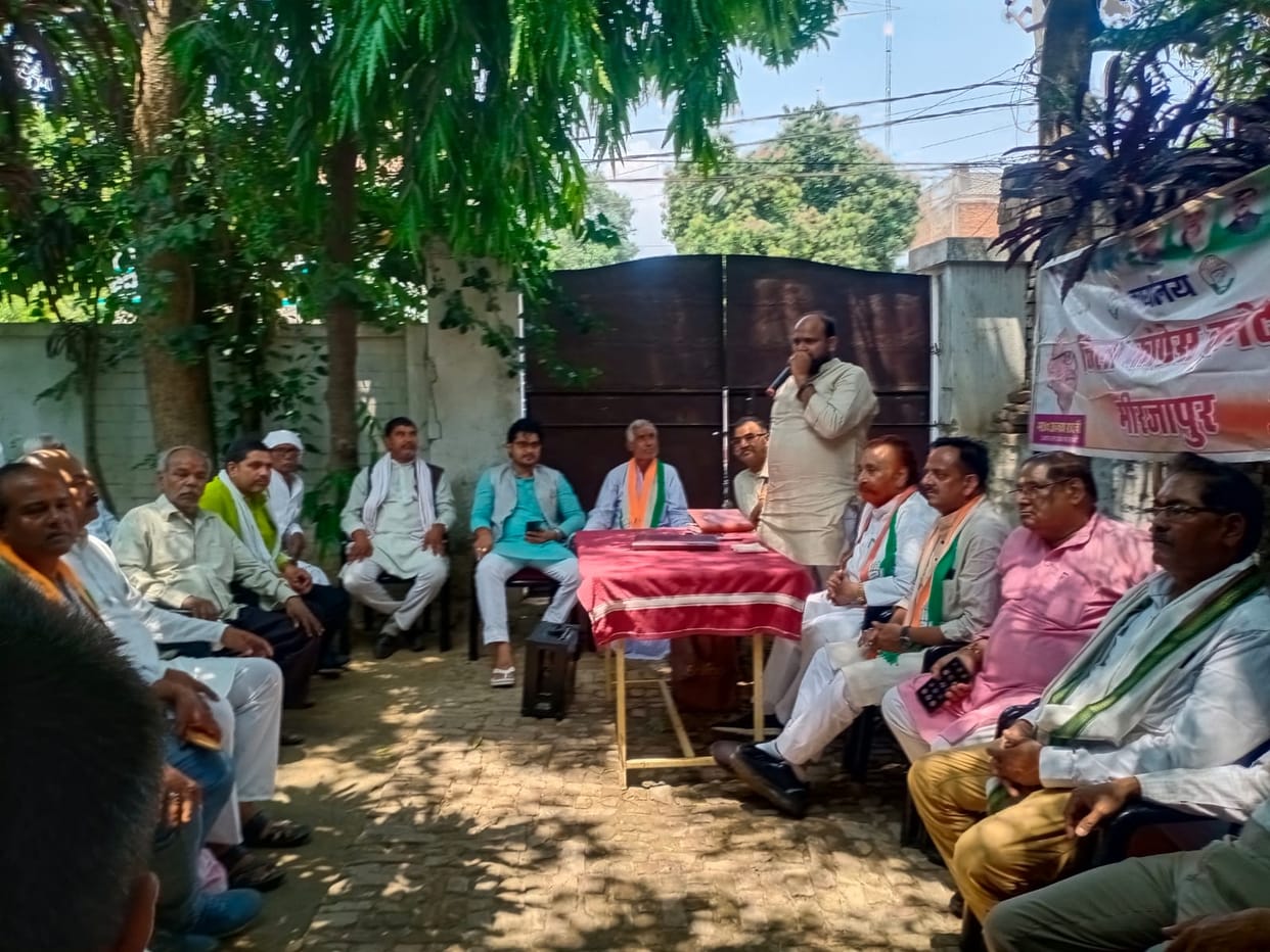 Congress workers will reach out to the public to understand their problems and will struggle for their resolution