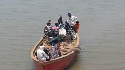 Bridge Incomplete, Villagers Risk Lives Crossing Son River by Motor Boat