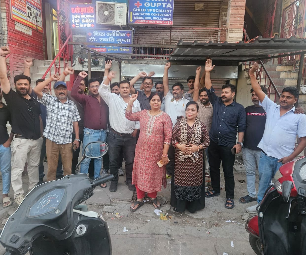 Traders Protest Opening of Wine Shop Near Temple