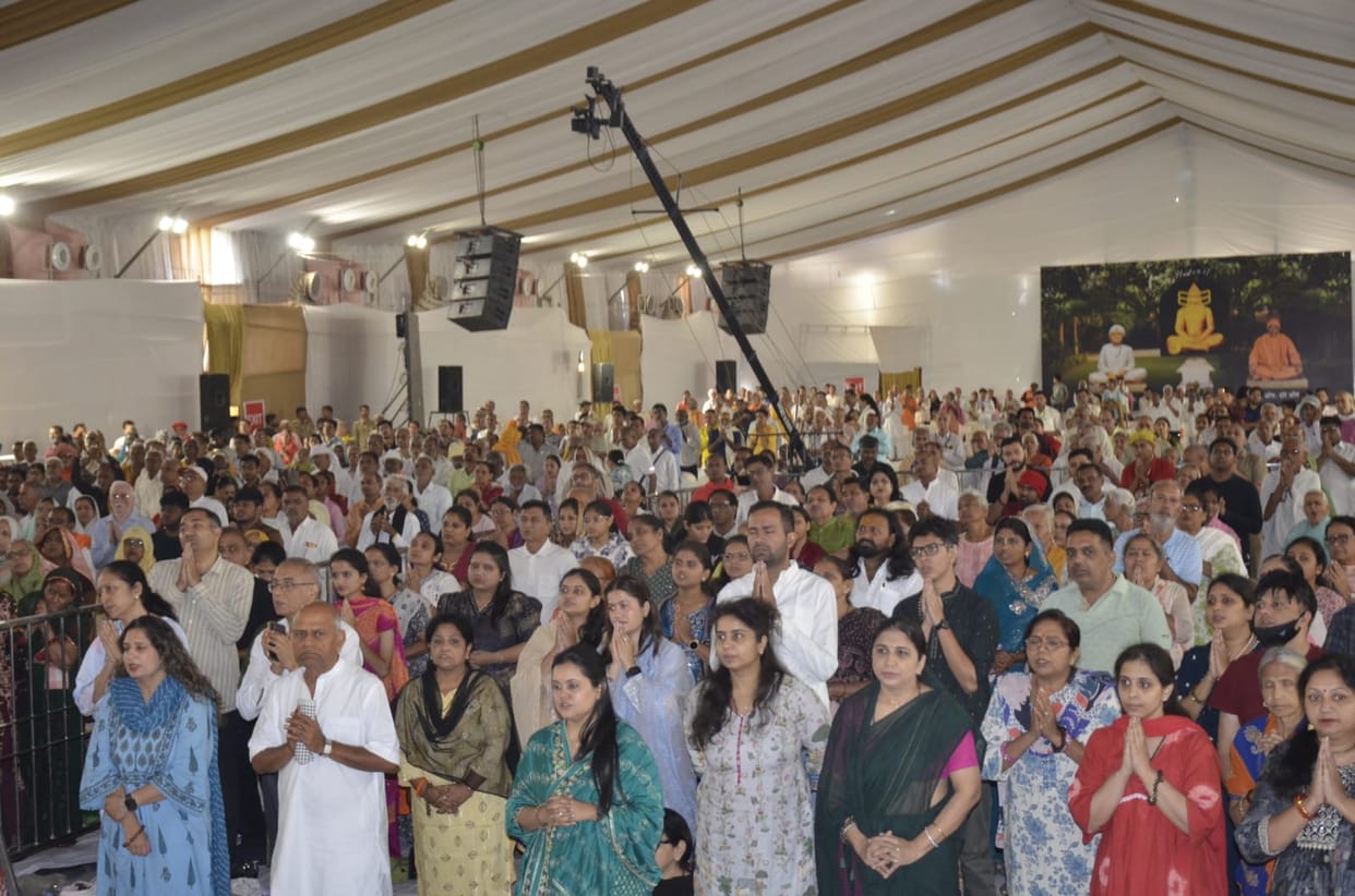 Ram, Krishna, and Shiva Are Themselves the Ultimate Truth: Morari Bapu