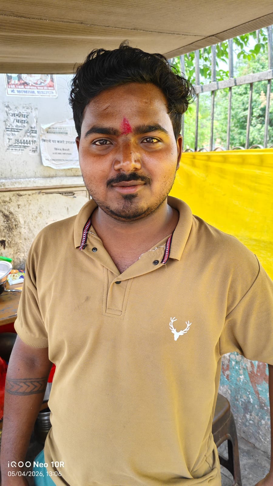 If you are fond of Samosa-Kachori then you will have to loosen your pocket