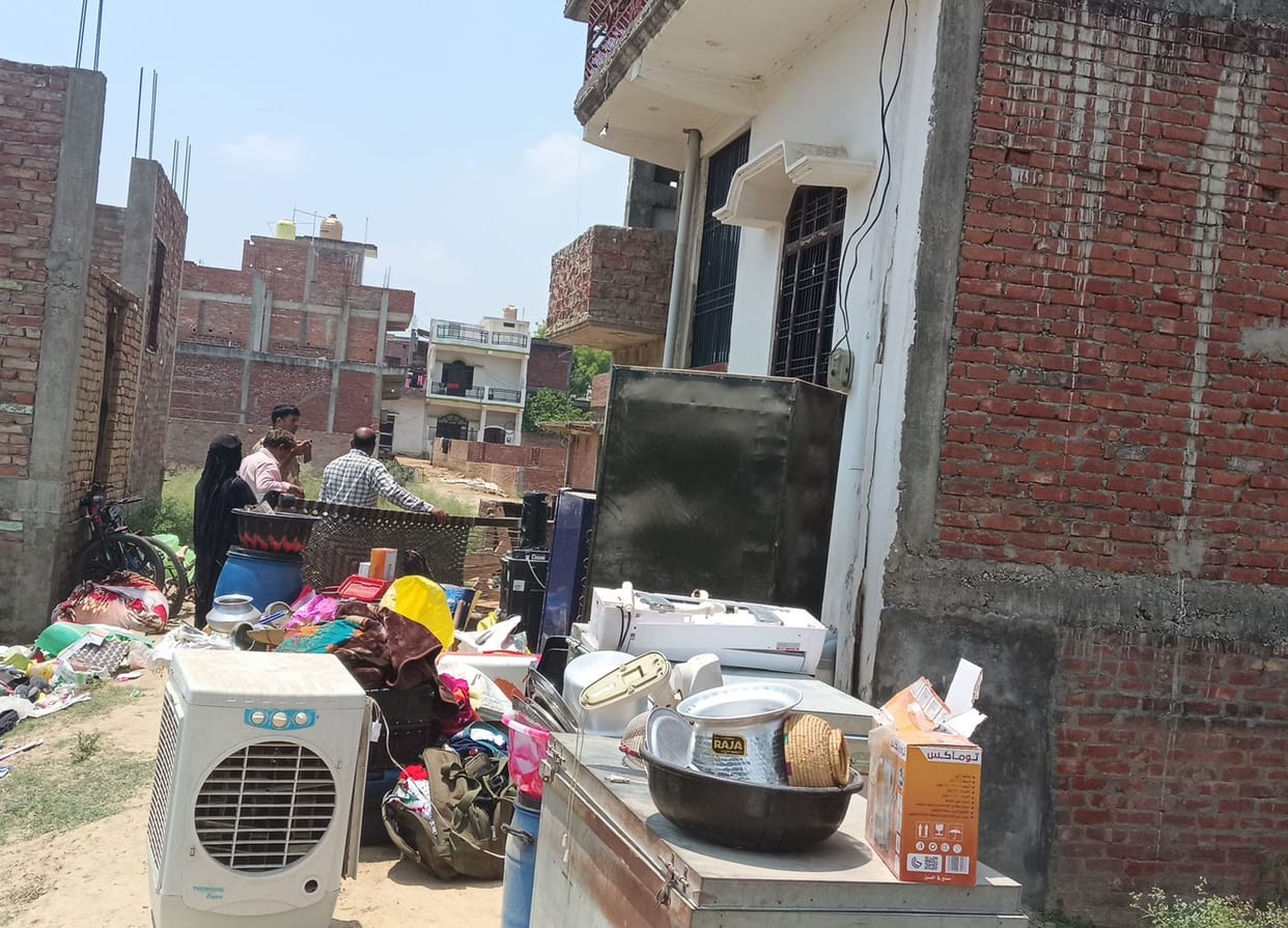 Niyaz broke down when he reached home after the murder of his wife and children