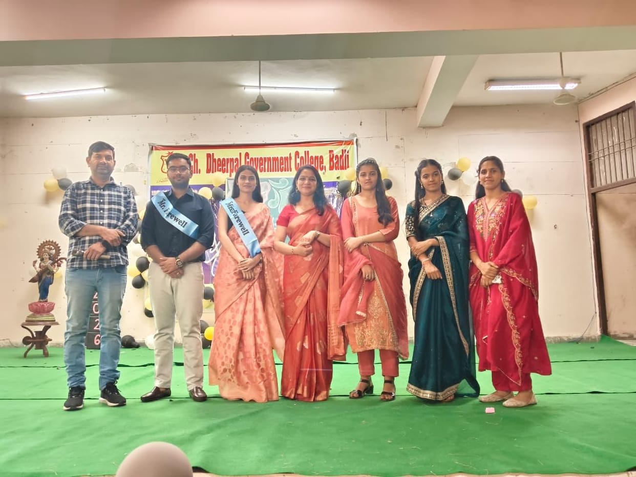Priyanka became Miss Farewell and Daksh became Mr. Farewell