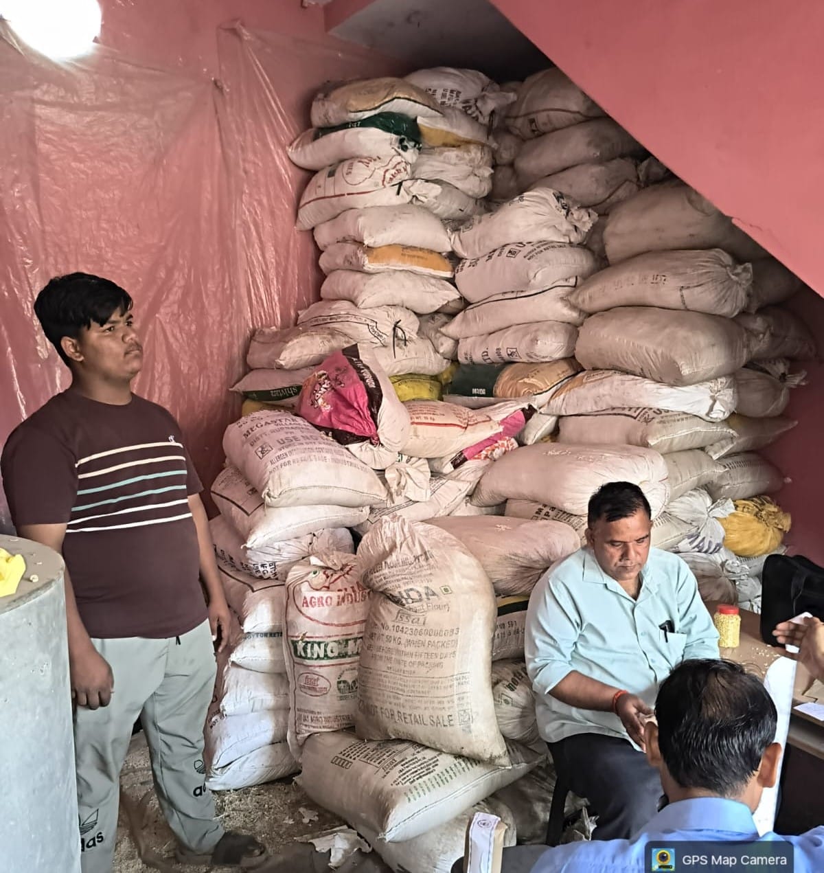 Expired Noodles Were Being Sold; Food Safety Department Orders Their Destruction.