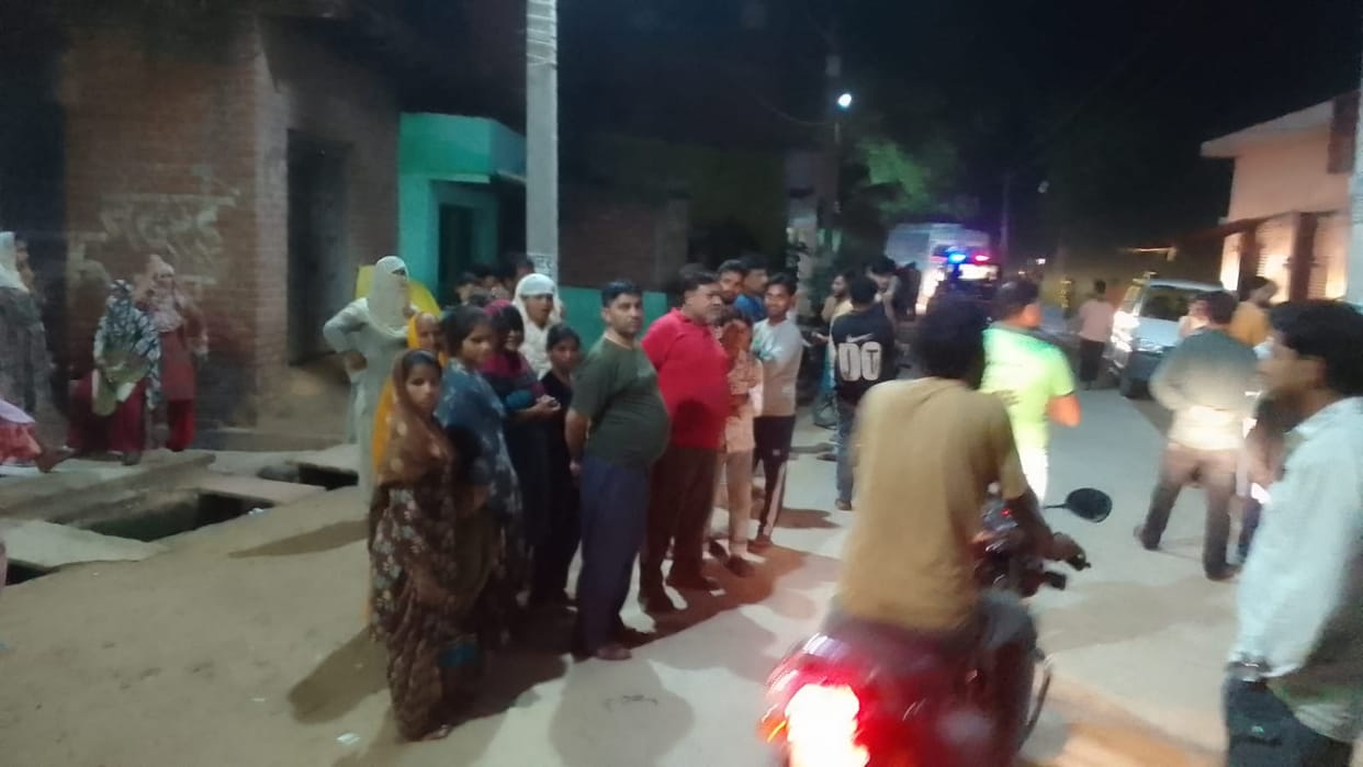 Hardware businessman attacked with gunfire while returning home, narrowly escapes