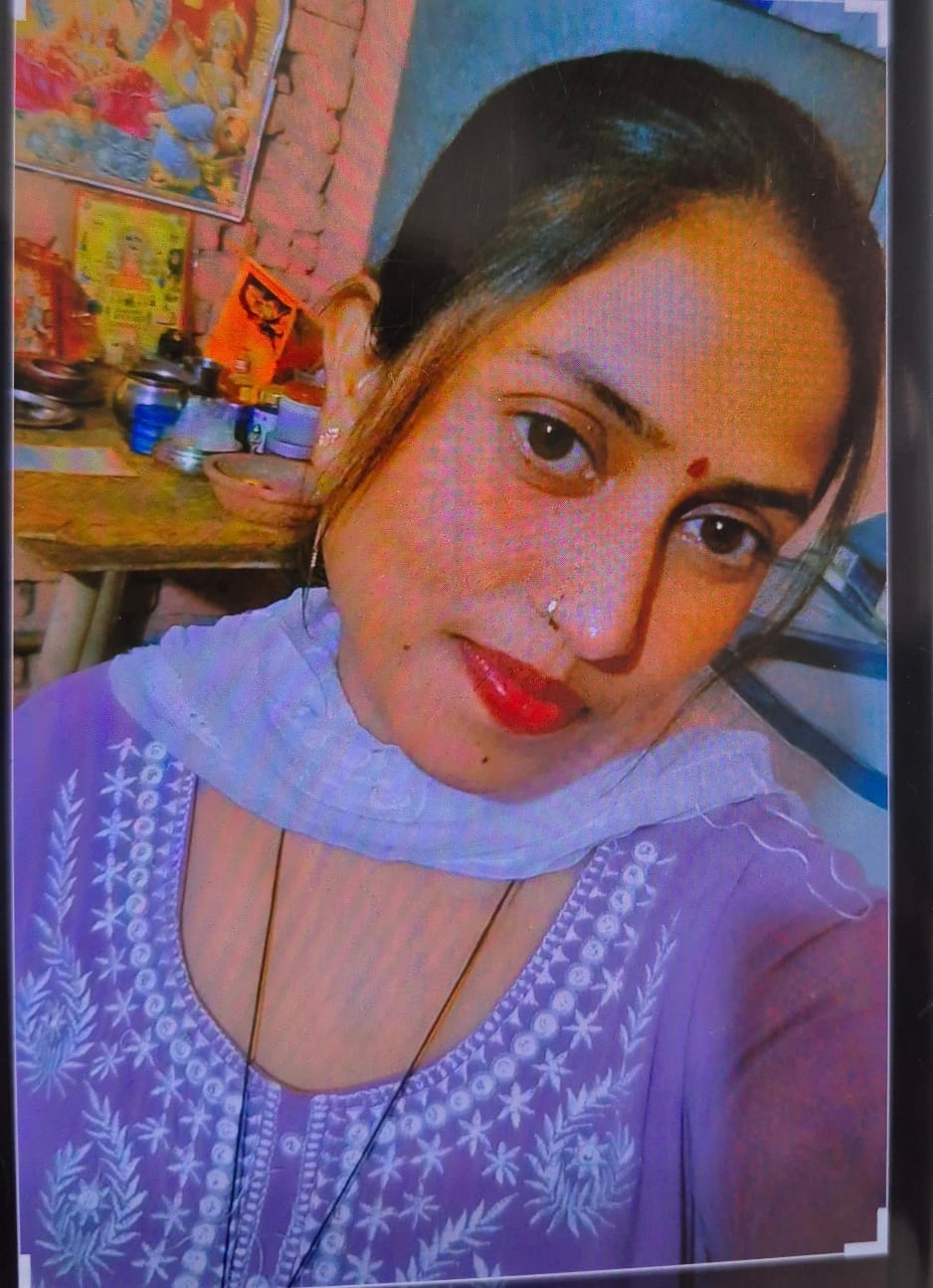 On the third day, family members arrived to collect Neelam's body