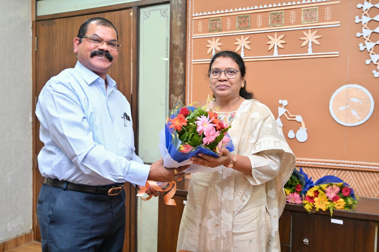 GPM New Collector Assumes Charge Dr. Santosh Dewangan Arrives