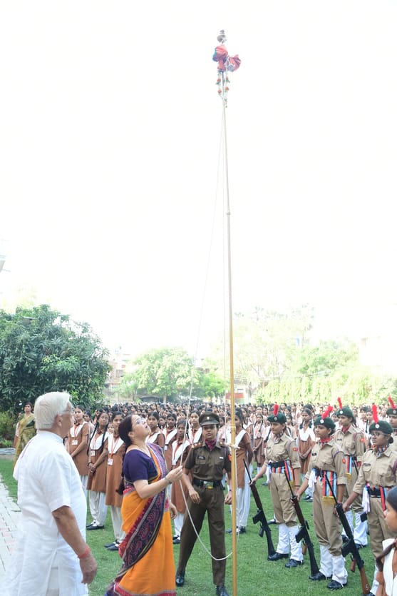 Operation Sindoor Commemorated at Ganga Aarti with Conch Blowing and Damru Playing