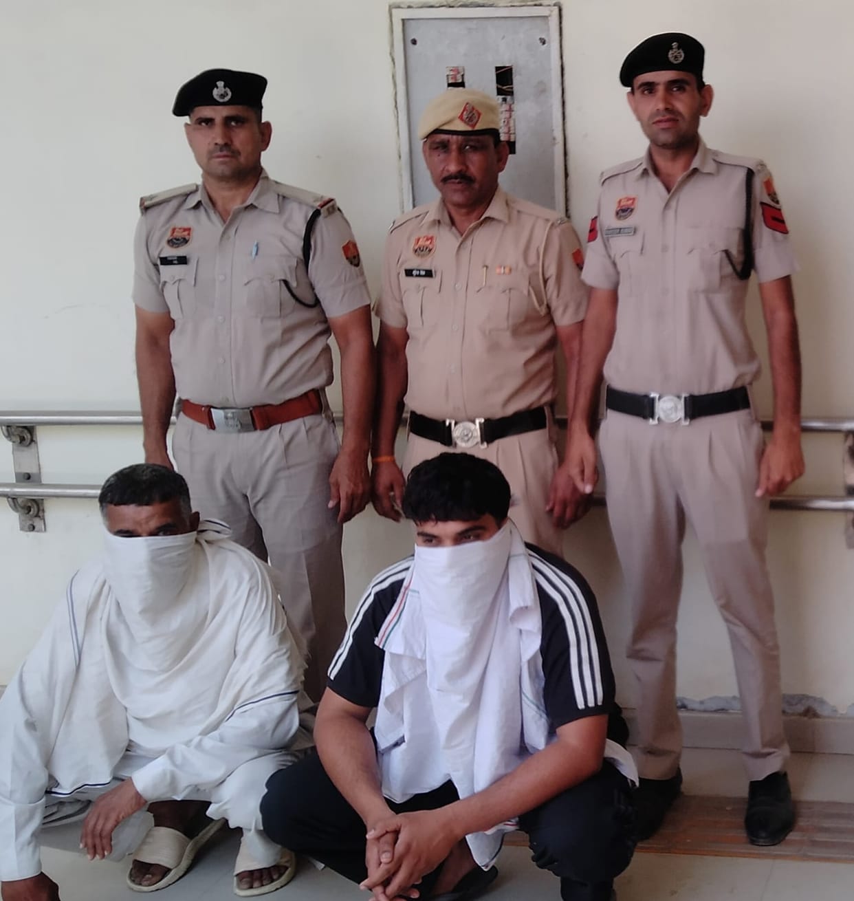 Two accused arrested for attacking a resident of Malkosh