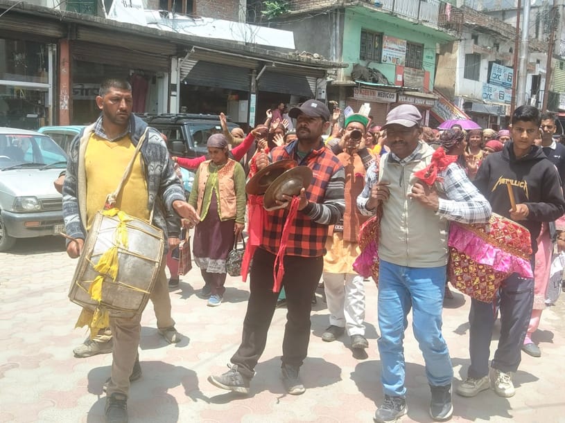 The colors of the assembly elections are also visible in the Panchayati Raj elections