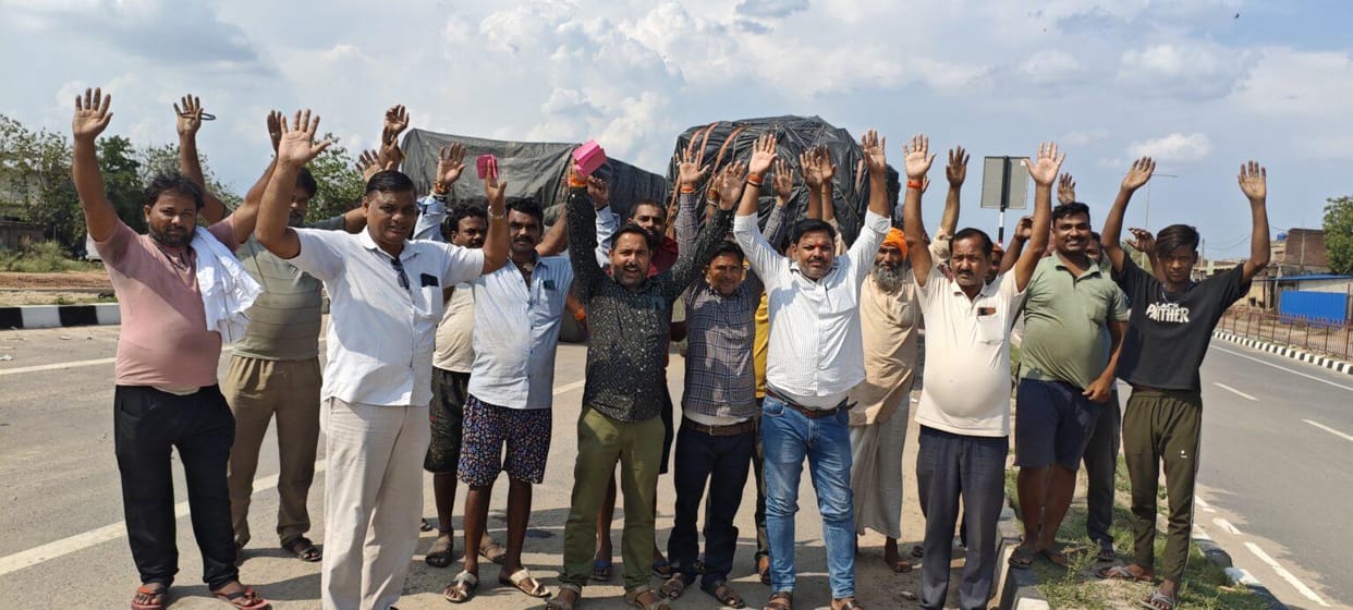 Indian truck drivers stage protest against Nepal Transport Department, accusing it of arbitrariness