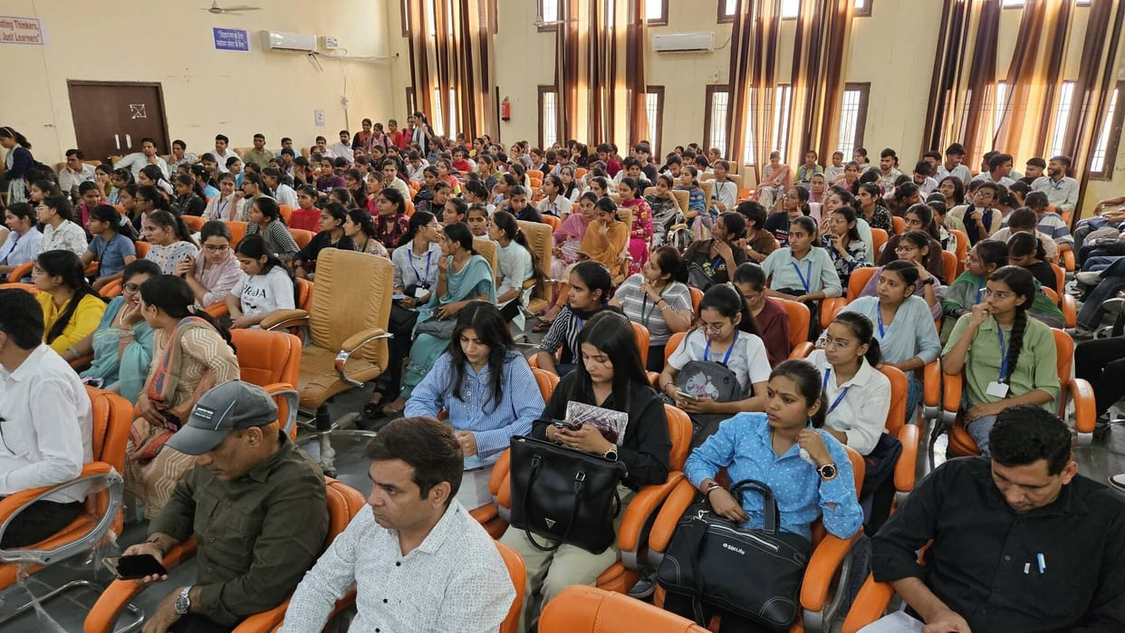 Talent Felicitation Ceremony Organized at KM Government College