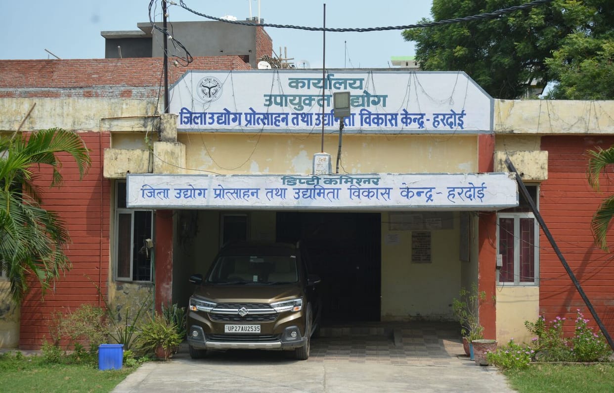 CBG plants will be built in Bikapur and Shahabad.