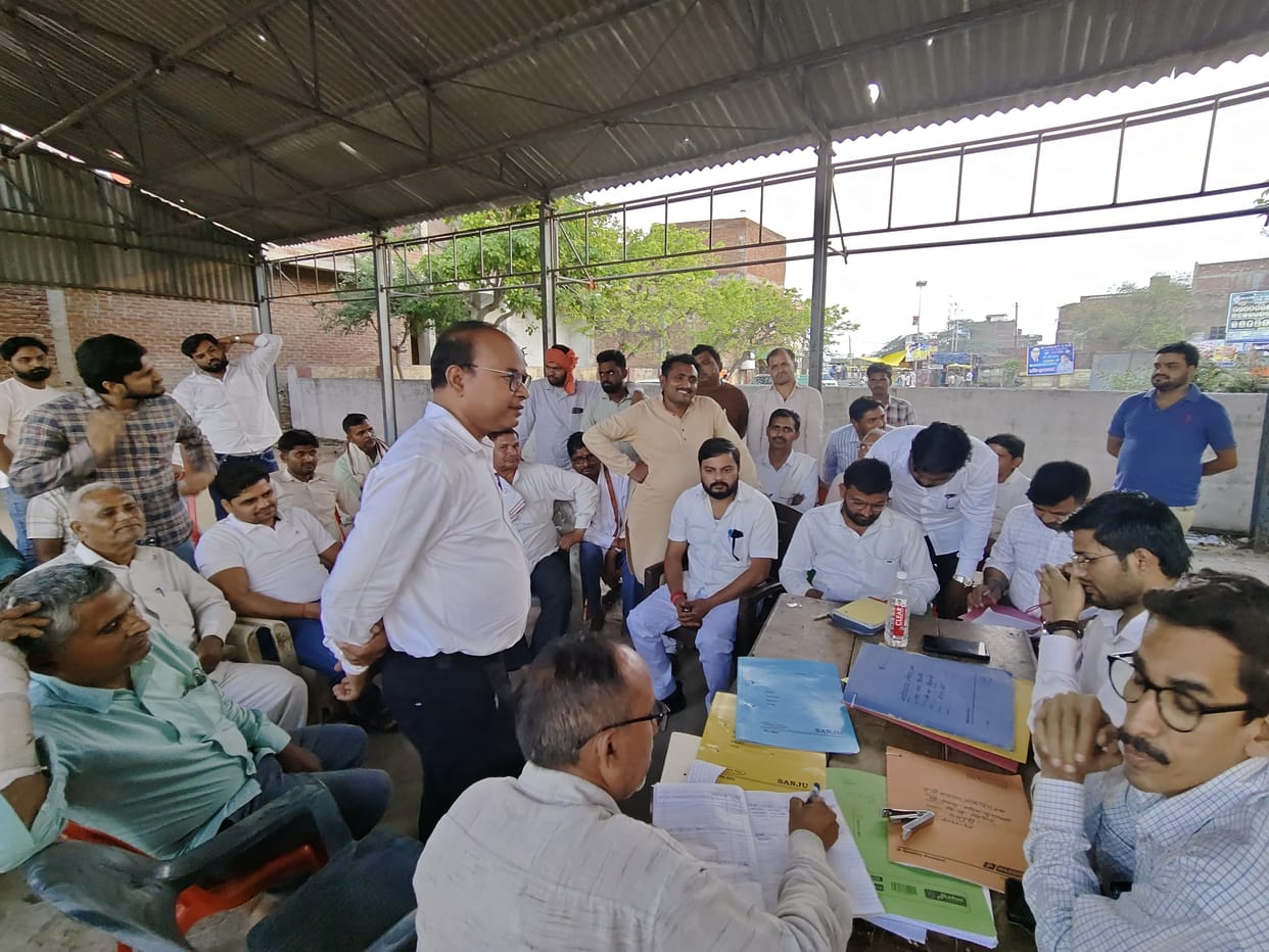 Bids for two shops of the cooperative union