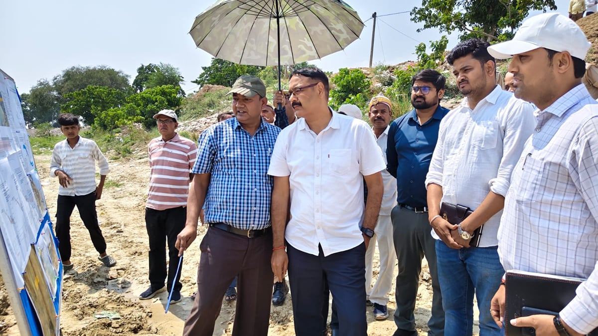 Sant Kabir Nagar News: बांधों पर सुरक्षा उपायों की व्यवस्था सुनिश्चित करें