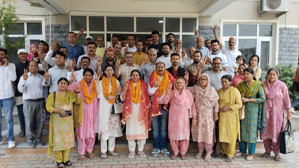 18 filed nominations for Zila Parishad and 148 for BDC.