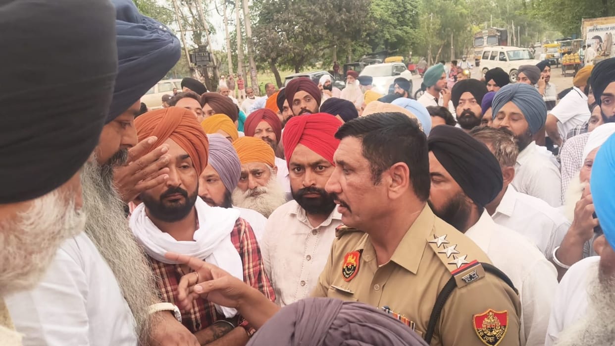 Sikhs Express Outrage by Blocking Highway
