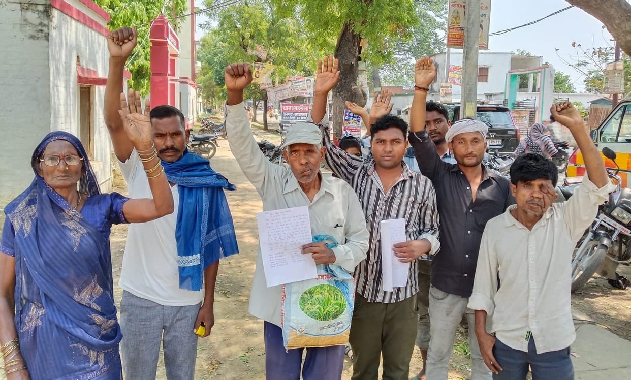 Allegations of power cut for 15 days, consumers create ruckus at substation