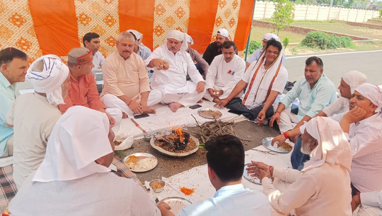 Celebrations and havans mark the formation of the BJP government in West Bengal