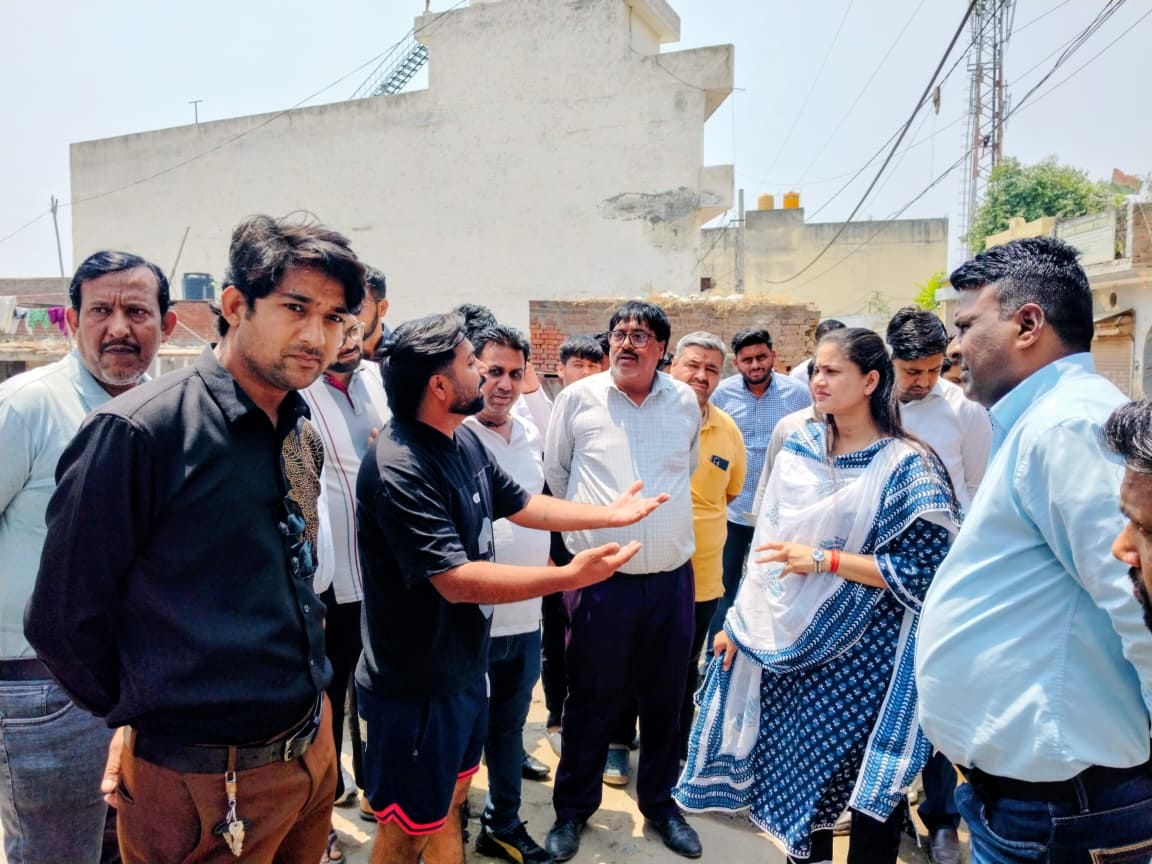 Mayor finds deficiencies in SC Basti Yojana development works, instructs officials to ensure quality work
