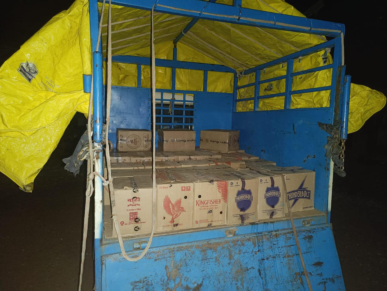 30 cases of liquor and beer seized from Bolero camper in Deha