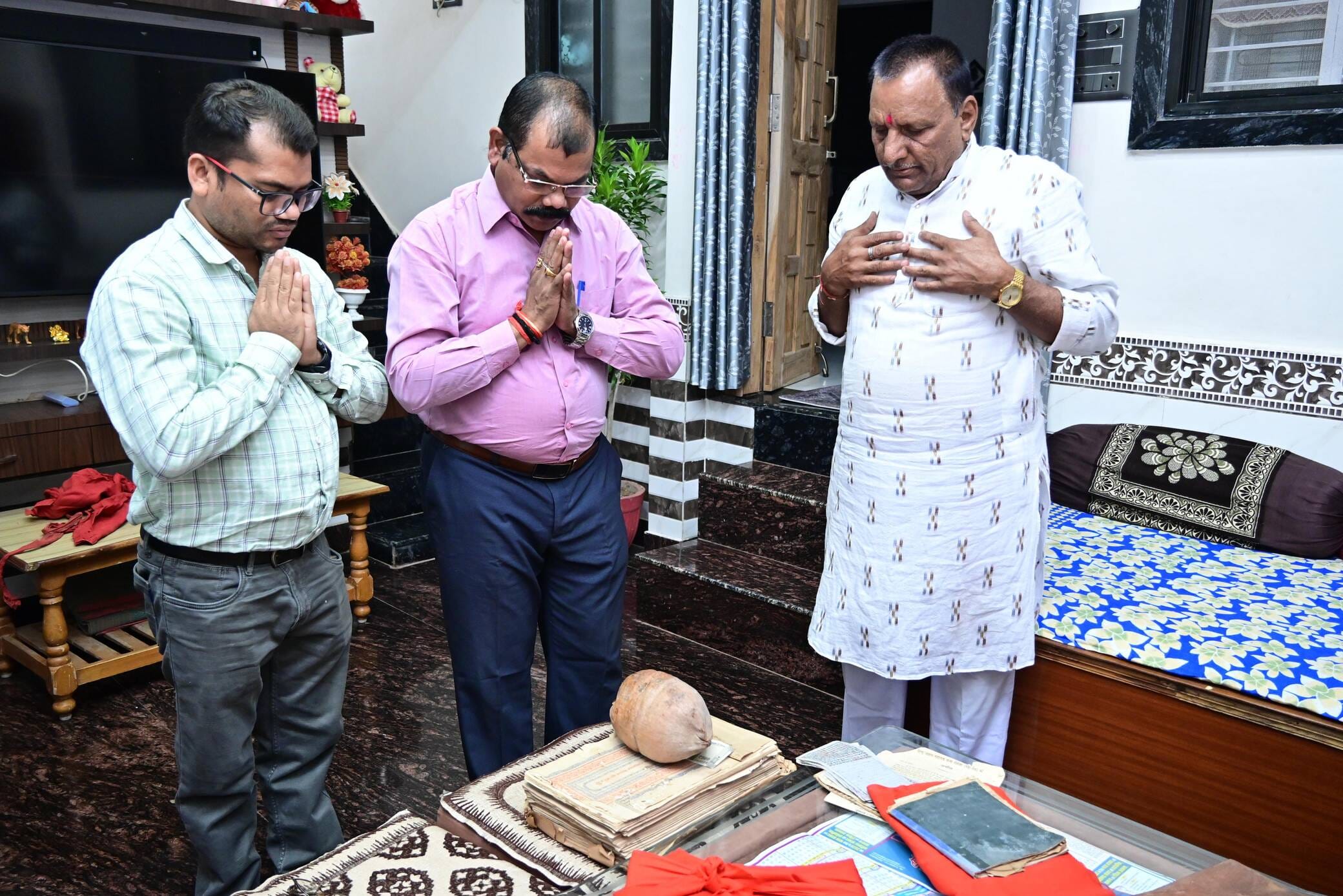 200 से 500 वर्ष पुरानी दुर्लभ पांडुलिपियां मिली।