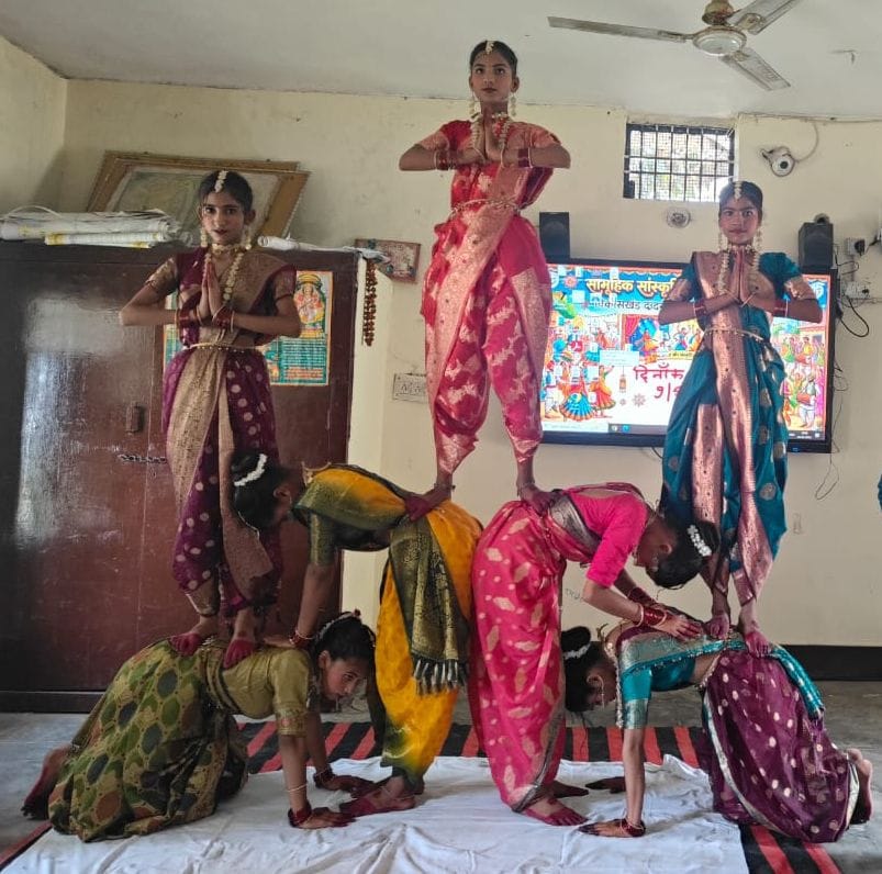 Students stole the show with colorful performances.