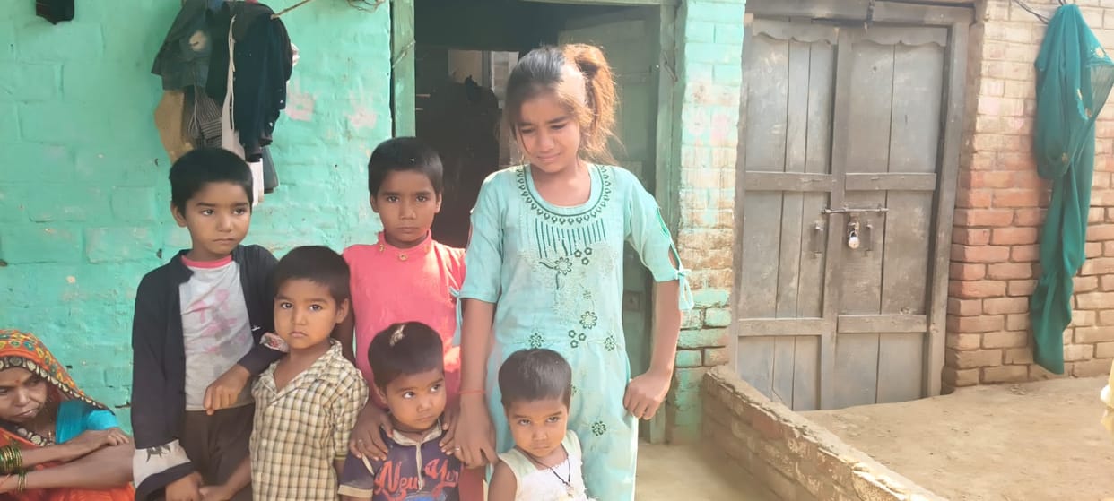 The two brothers were loved by eight sisters, but lost their parents' support.