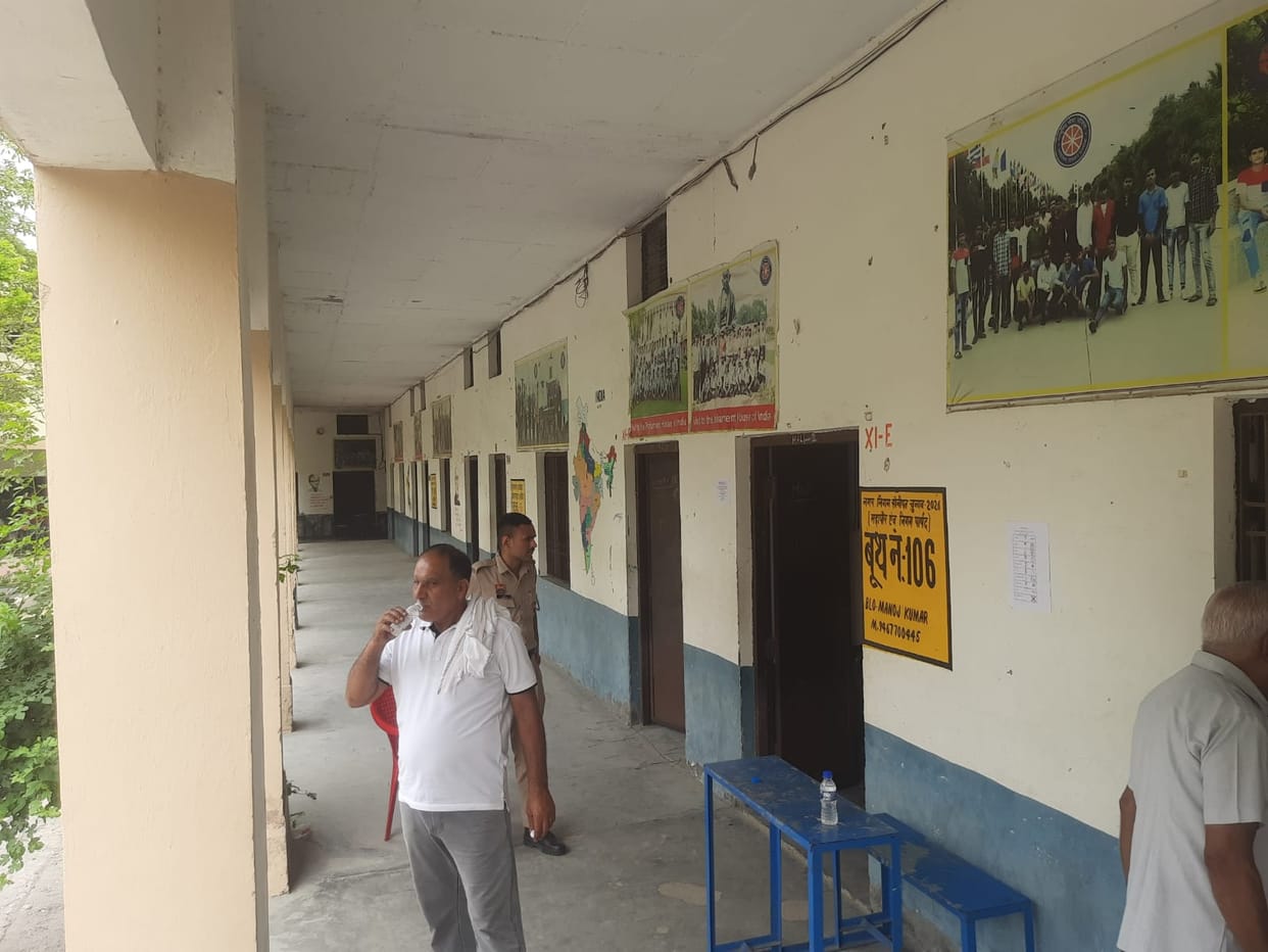 The pace was slow since morning and the booths were empty in the afternoon.