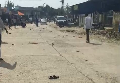 A 20-minute riot erupted in the presence of police, with people breaking into homes and shops and assaulting each other