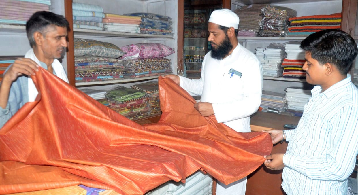 Khadi Kurtas and Shirts Have Become the First Choice of the Youth.