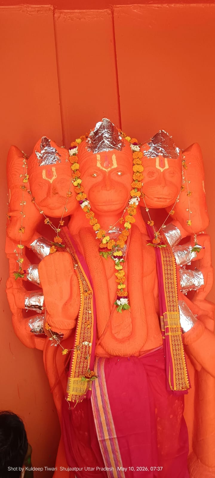 Silver Eyes and Bell Stolen from Panchmukhi Hanuman Temple; FIR Registered