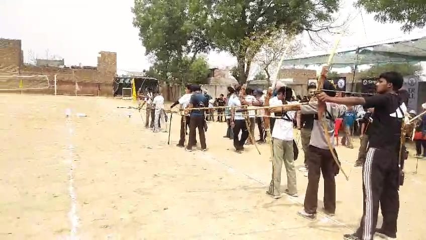 The arrow of the couple in boys and Payal in girls hit the target