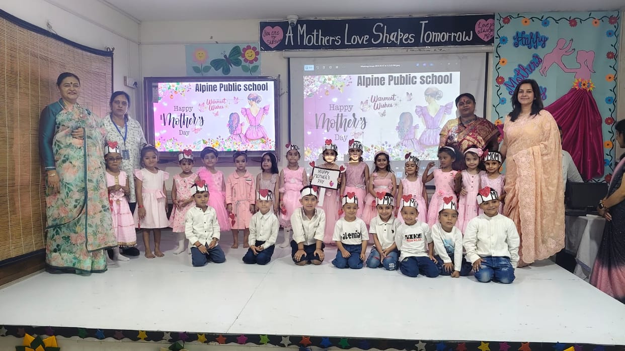 Alpine Public School celebrates Mother's Day