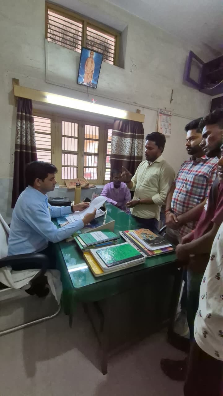 Student council protests against arbitrary fee collection