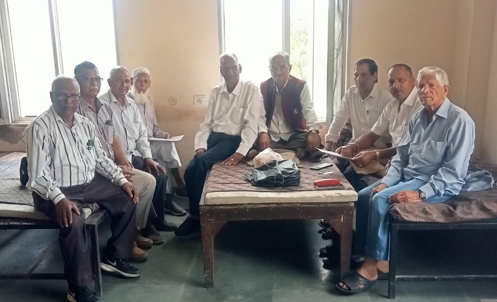 Restore pension and pay medical bills: Mohan