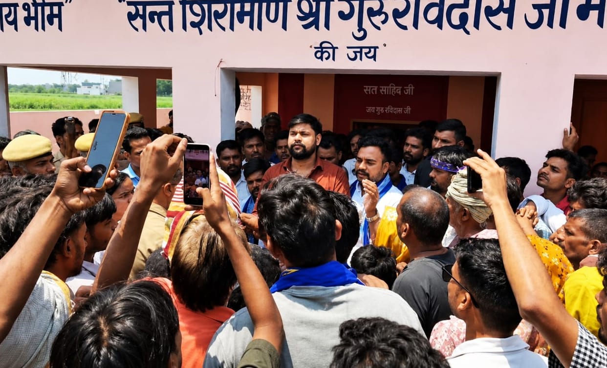 Uproar over Land Encroachment: Stone-Pelting in Front of Police; Several Injured in Lathi-Charge