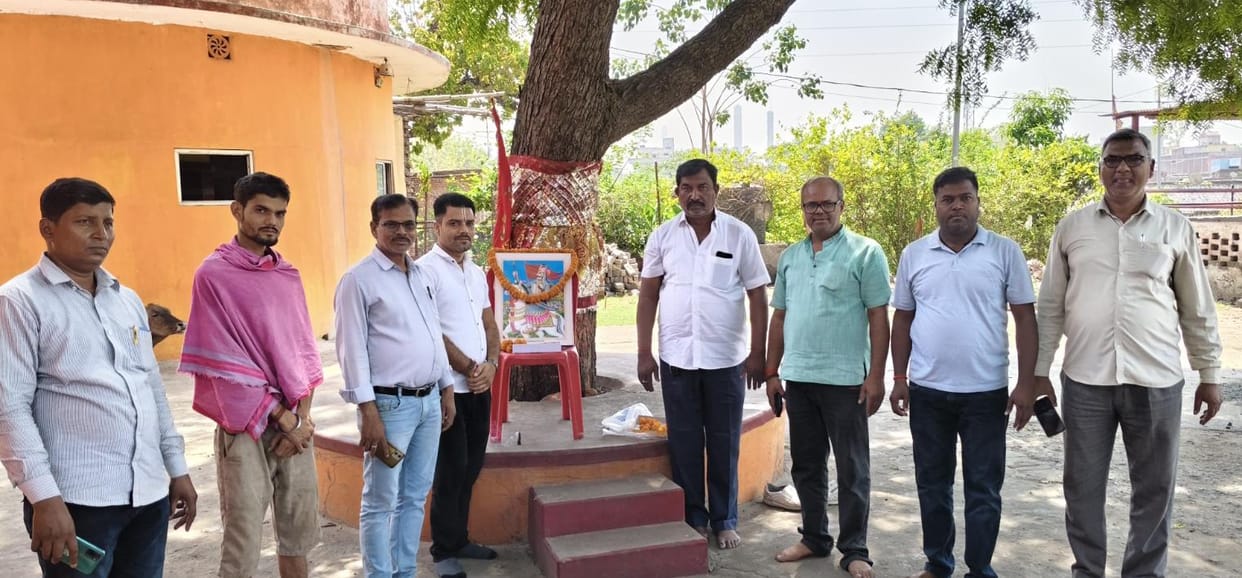 The Savarna Army celebrated Maharana Pratap's birth anniversary.