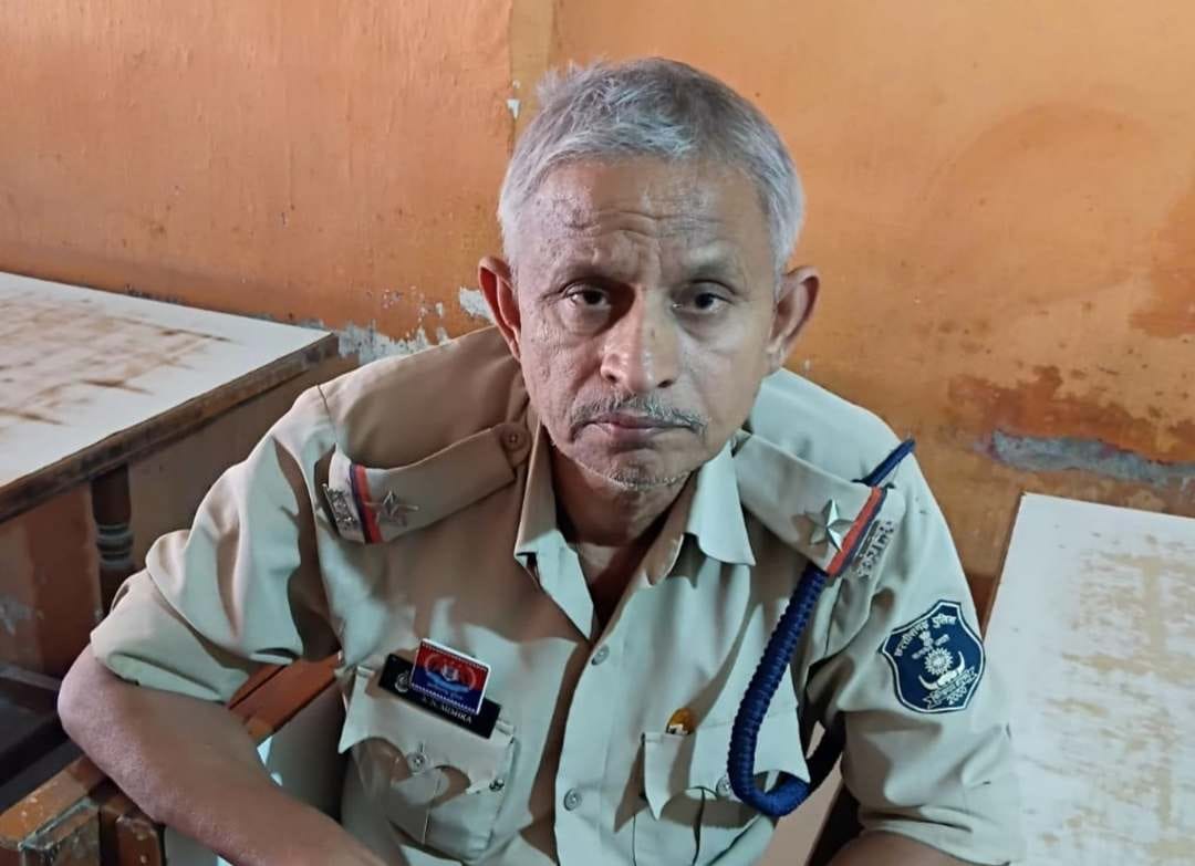sp immediately suspended an ASI in Sakti who was caught red-handed accepting a bribe 20,000 rs