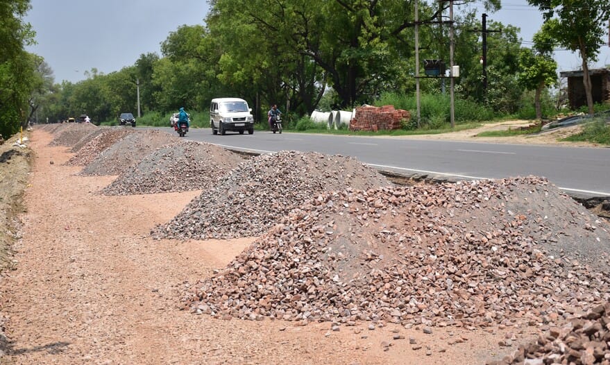 Ramghat-Kalyan Road: Standards ignored in base construction