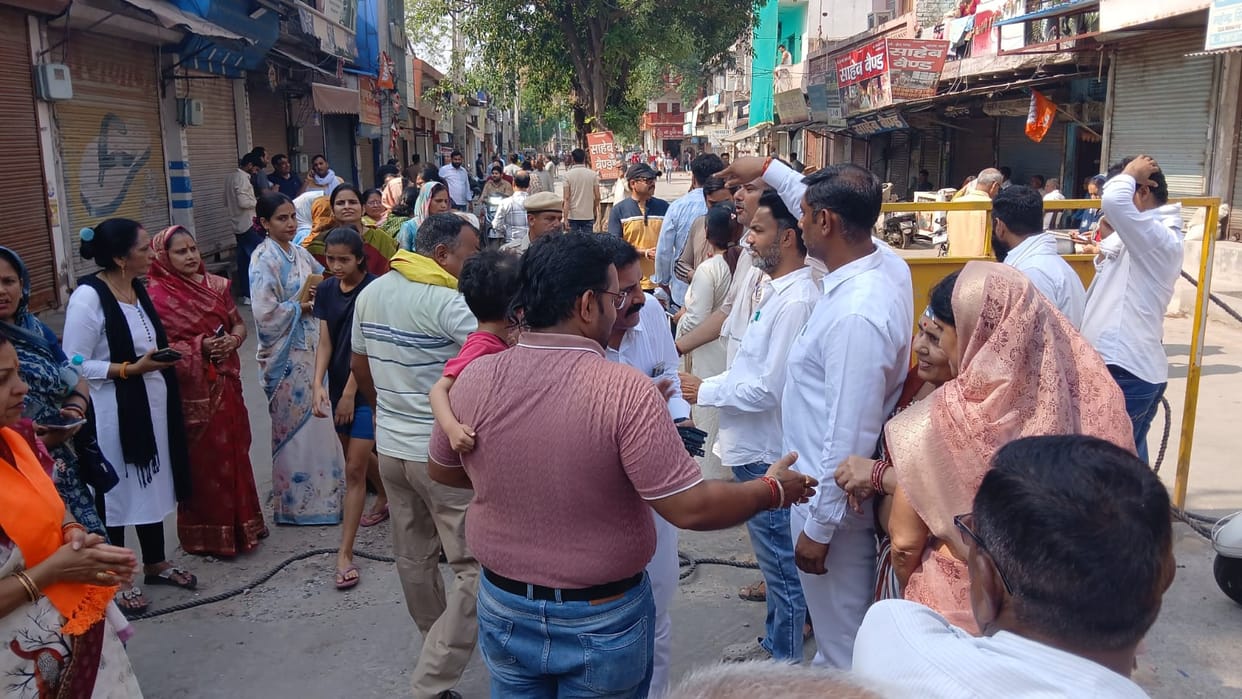 After voting, candidates are busy assessing victory and defeat.