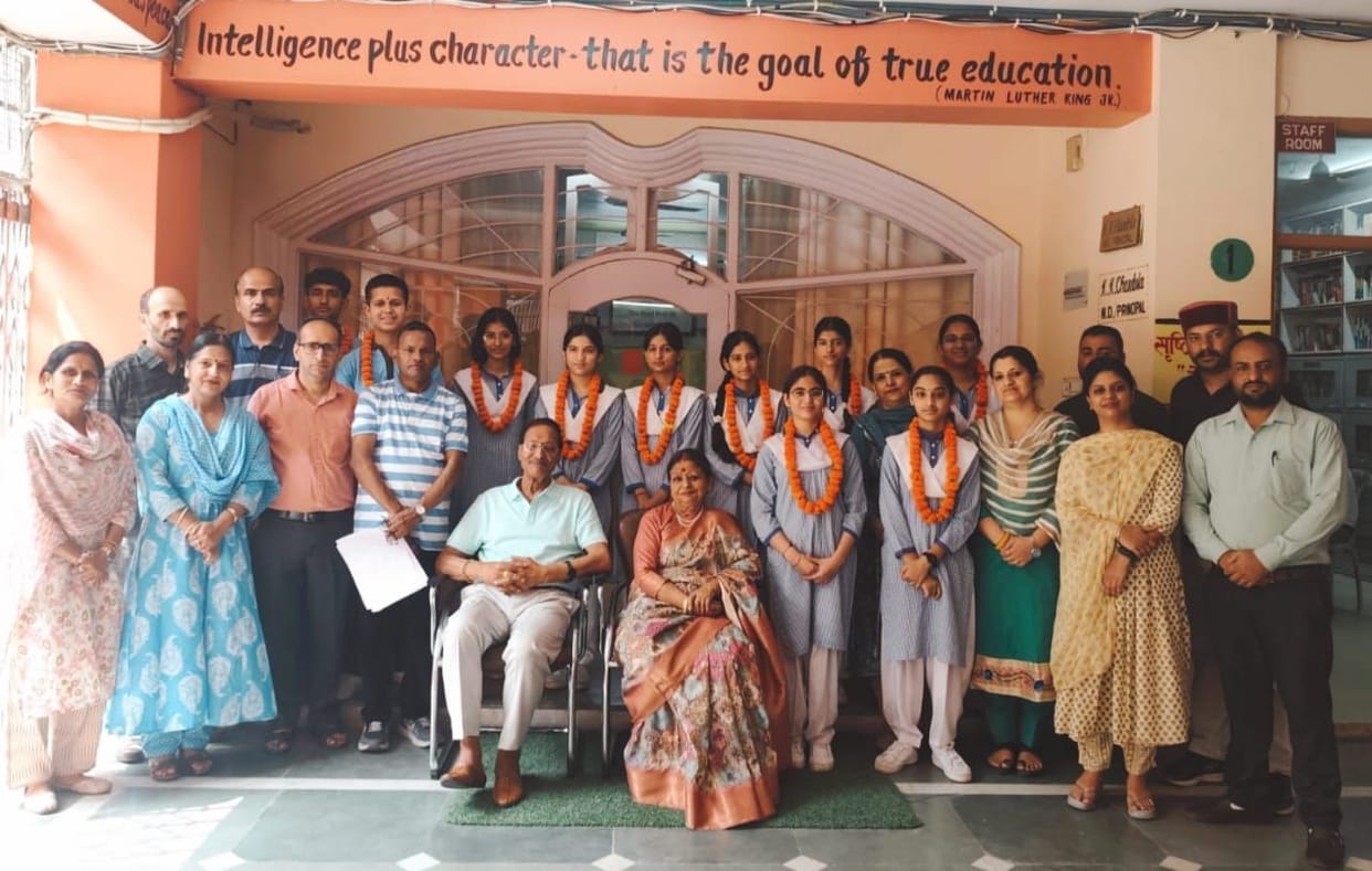 33 students of AVN School Nahan secured more than 90 percent marks.