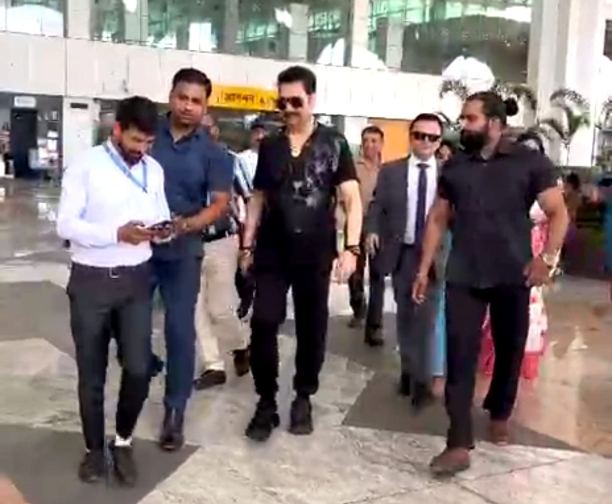 Famous singer Kumar Sanu reached Dehradun