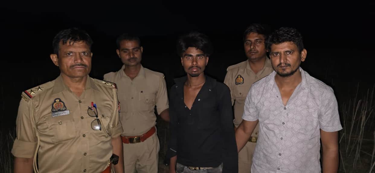 Two robbery accused arrested by police, one arrested in encounter