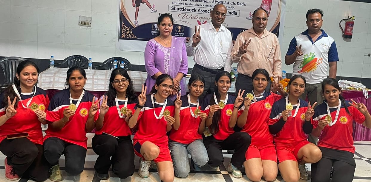Bahadurgarh dominated the shuttlecock championship, players won many medals.