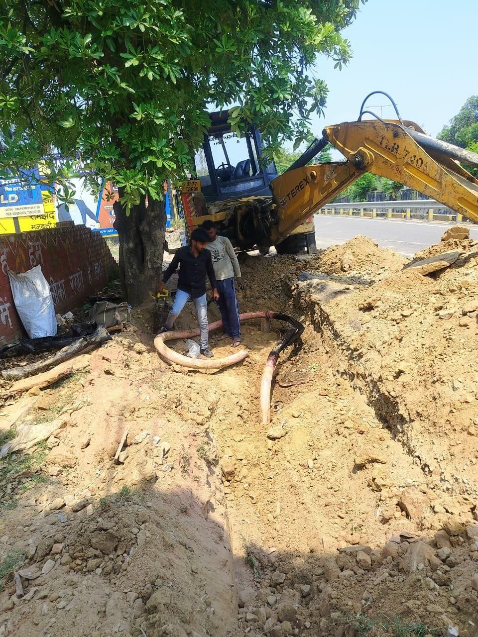 CM Grid contractor's JCB cuts 11,000 volt cable, affecting 1,500 houses